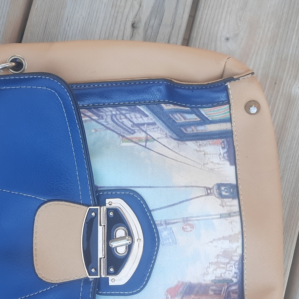 Handbag - Picture 4 of 12